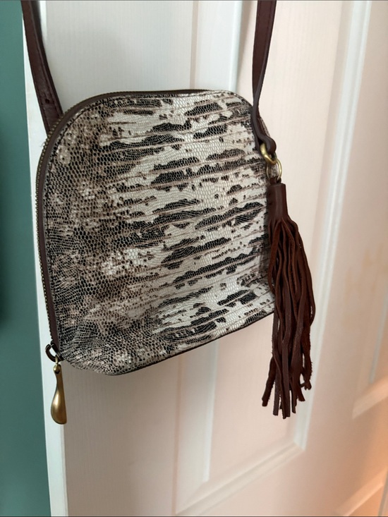 HOBO Handbags - HOBO Brown and Cream Textured Crossbody with Leather Tassel